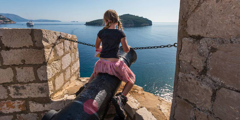 family-friendly-things-to-do-Dubrovnik-citywalls